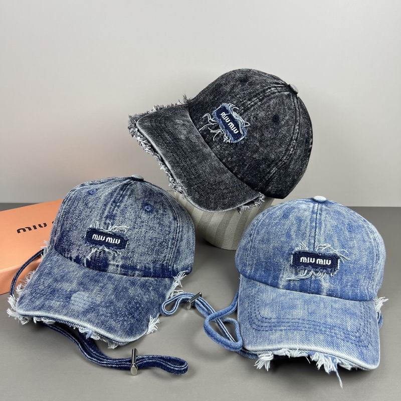 Miumiu Cap dx95